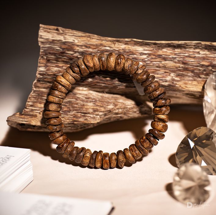 Trầm hương và tác động của nó đối với sự cân bằng và sự hài hòa trong gia đình.